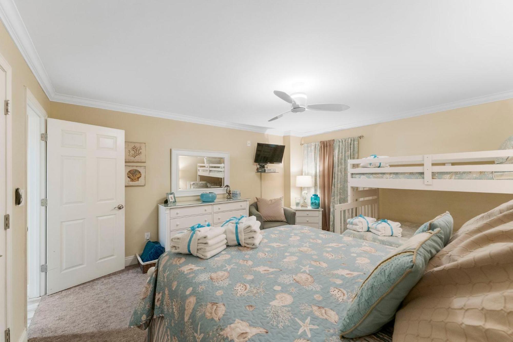 Stunning 2/2 Designer Condo W Coastal Appeal Right On The Gulf! بنما سيتي بيتش المظهر الخارجي الصورة